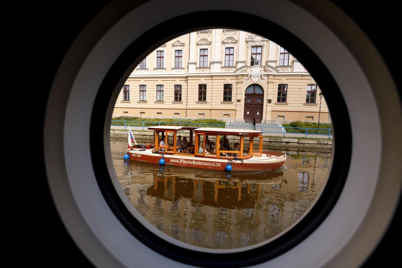 Rezidence Malse - Unikatni Apartmany Na Vode Budweis Exterior foto